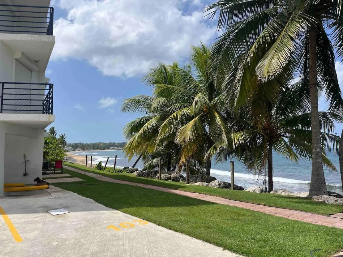 Beachfront Luxury Apartment Aguada