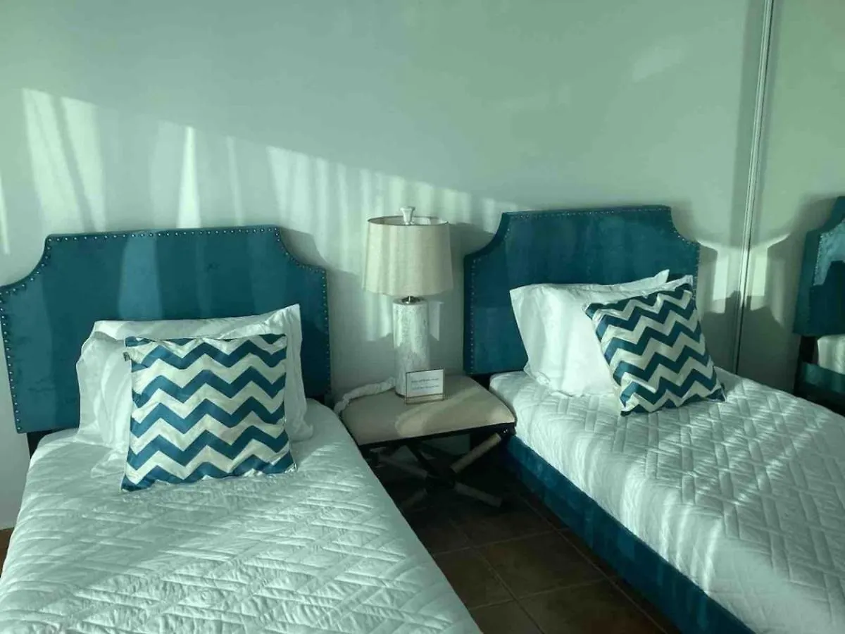 Beachfront Luxury Apartment Aguada