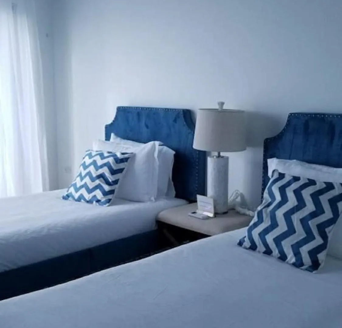 Beachfront Luxury Apartment Aguada